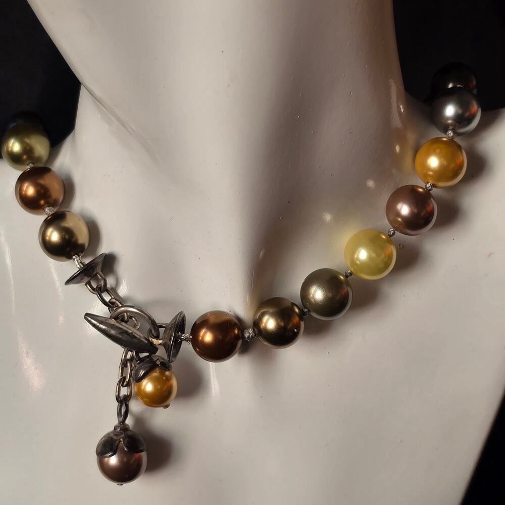 Vintage Multicolor Faux Pearl Necklace w/Sterling Silver Floral Toggle Clasp 18"